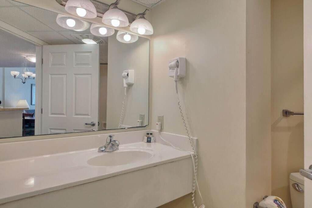 マートルビーチ 2501 S Ocean Blvd, 1115 - Ocean View Sleeps 8ヴィラ エクステリア 写真
